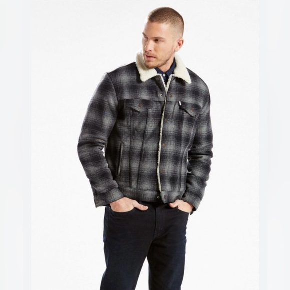 Mens Levi’s Plaid Sherpa Trucker Jacket Size XL EUC - Picture 2 of 10